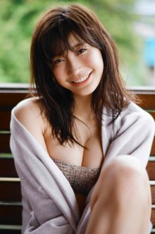 ogura_yuka_08_01.jpg