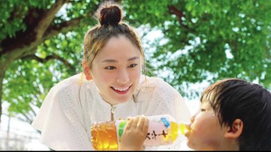 Yui Aragaki - Asahi (CM) (01) (2018.06.15) (JPOP.ru).jpg