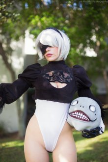 03_2b_nier_automata_cosplay_by_maddicphotography_dbq0d2n.jpg