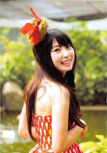 Takayanagi Akane 1st photobook – Churi (80).jpg