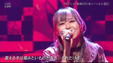 20201126.1615.4 LiSA. Gurenge (NTV Best Artist 2020.11.25) (JPOP.ru).ts.png