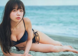 Saito Kyoko 1st Photobook - Page 072, 073 (Double-Page).jpg