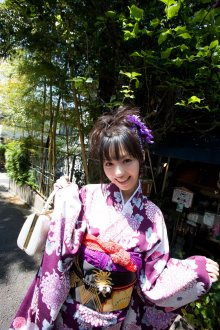 aino-kishi-kimono-xcity-gi-12.jpg