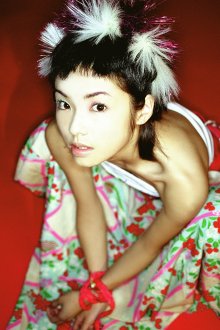 uchiyama_rina6_40la.jpg