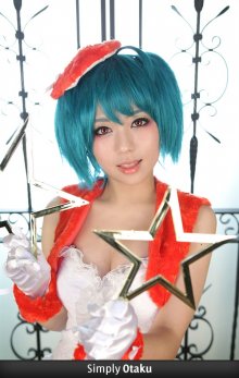 macross_frontier_christmas_cosplay_by_tasha_and_eki_03.jpg