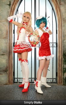 macross_frontier_christmas_cosplay_by_tasha_and_eki_04.jpg