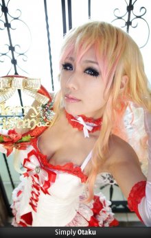 macross_frontier_christmas_cosplay_by_tasha_and_eki_06.jpg