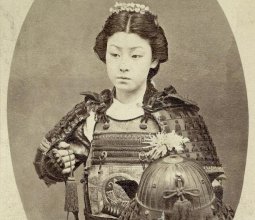 6 Onna-bugeisha.jpg